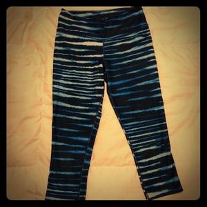 Nike striped high waist crop leggings 🏃🏻‍♀️